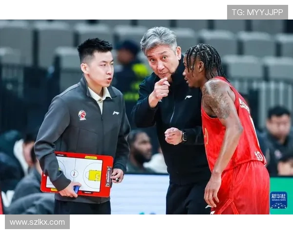 宁波町渥强势对阵展现精彩战术较量 双方剑拔弩张全力争胜 宁波町渥强势对阵展现精彩战术较量 双方剑拔弩张全力争胜