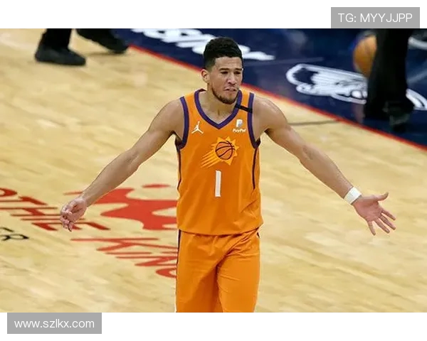 德文·布克领衔太阳崛起之路,带领球队追逐总冠军梦想