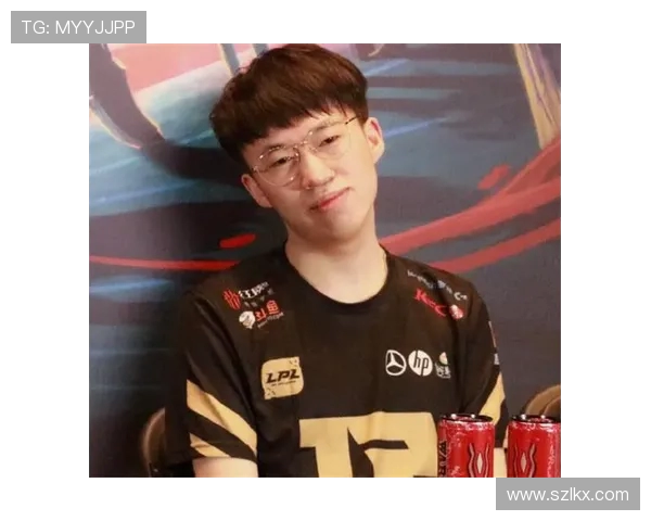 CSGO战术解析RNG战队包夹体系的运用与战术思考