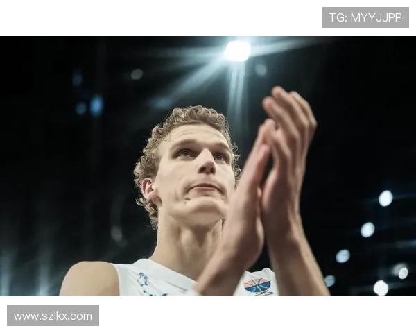 劳里马尔卡宁:从芬兰篮球新星到NBA全明星的辉煌旅程 劳里马尔卡宁:从芬兰篮球新星到NBA全明星的辉煌旅程